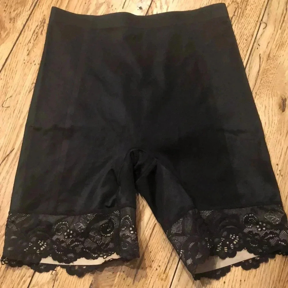 Body Hush Shapewear. Size Medium